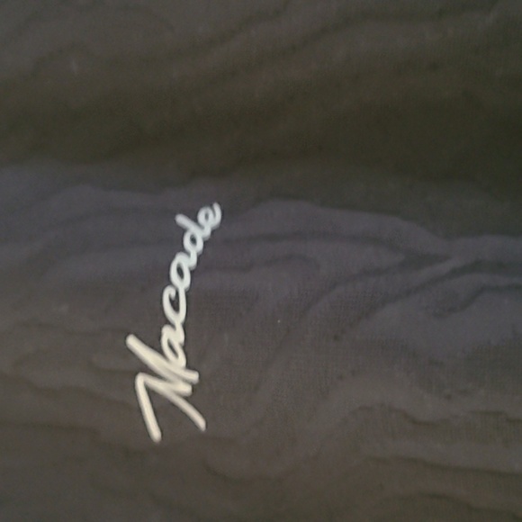 Tshirt - Picture 2 of 3